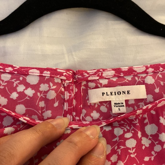 Pleione Pink & White blouse - Picture 5 of 8